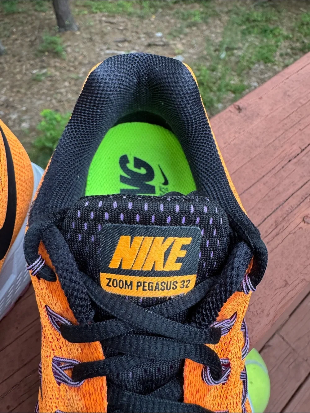 Nike Air Zoom Pegasus 32 Women’s 9 Bright Citrus Orange Running Shoes 749344-805